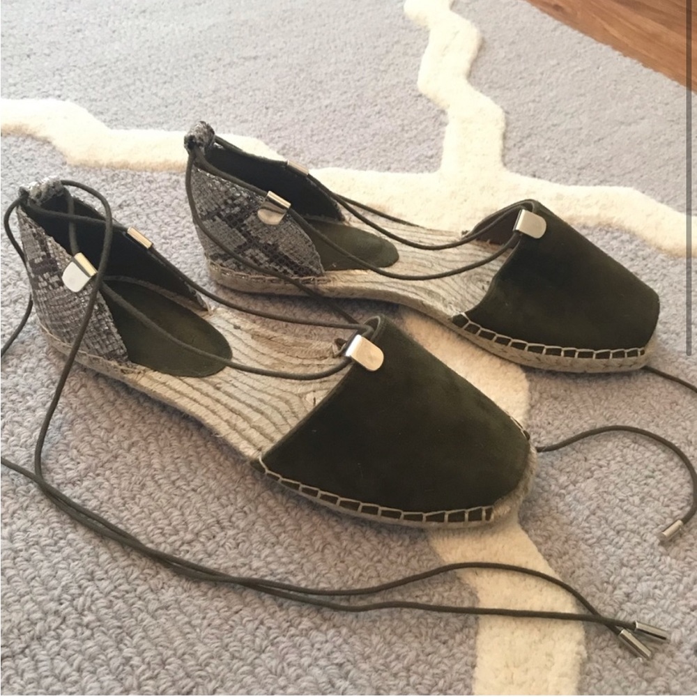 Aldo Green Suede Snakeskin Lace Up Peep Toe Platform Espadrilles 6.5 NWT